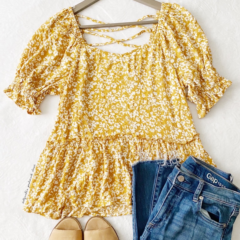 NWT Billowy Floral Blouse